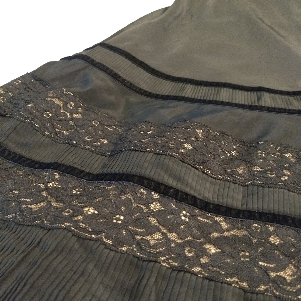 Ann Loft Timeless Gown